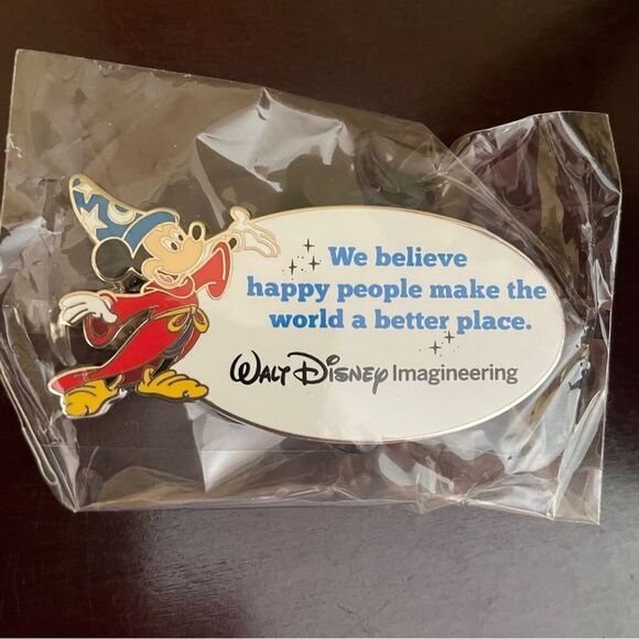 WDI Walt Disney Exclusive Imagineering Pin very rare Sorcerer Mickey w/quote NIB - Picture 1 of 6